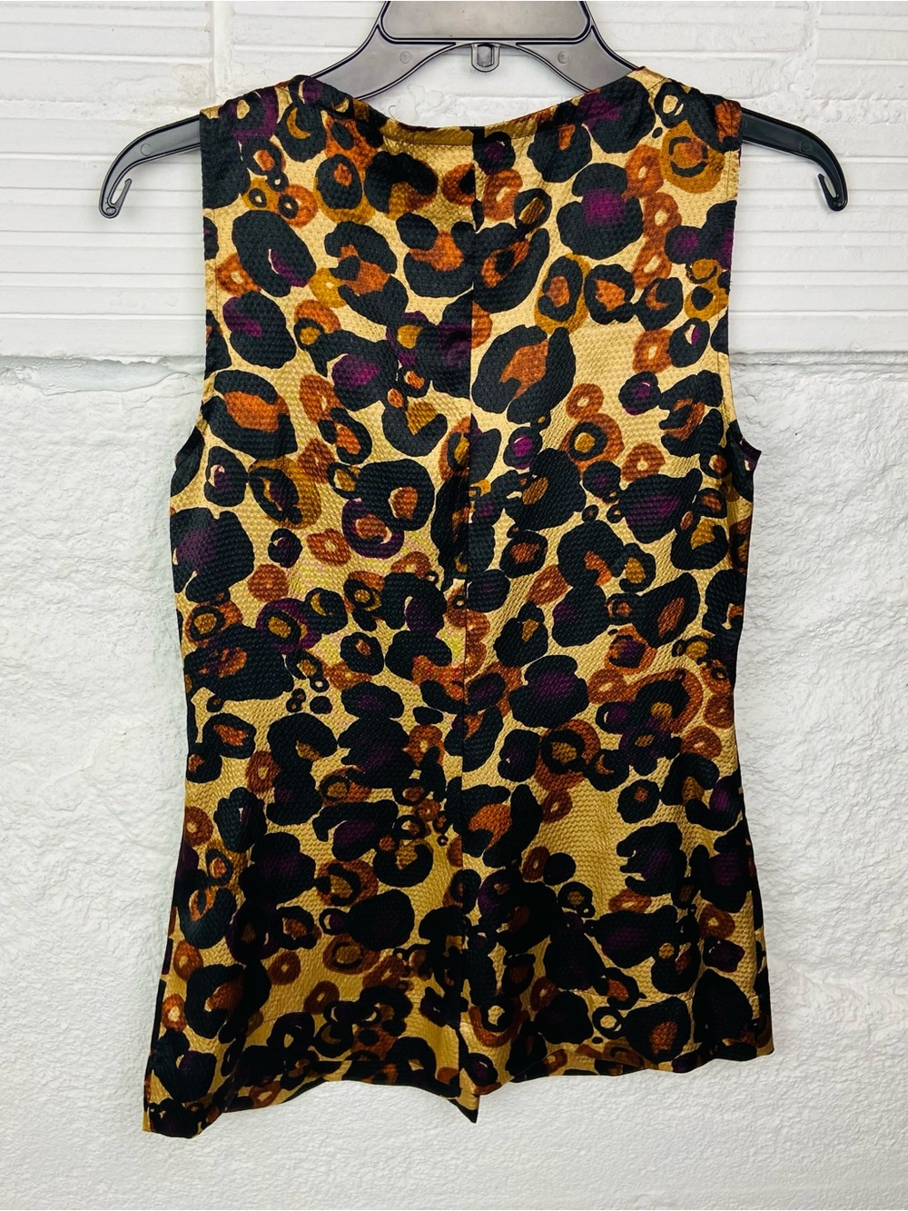 APT. 9 Leopard Print Sleeveless silky, satin pleated Blouse - Gold & Black SZ S - Picture 4 of 9